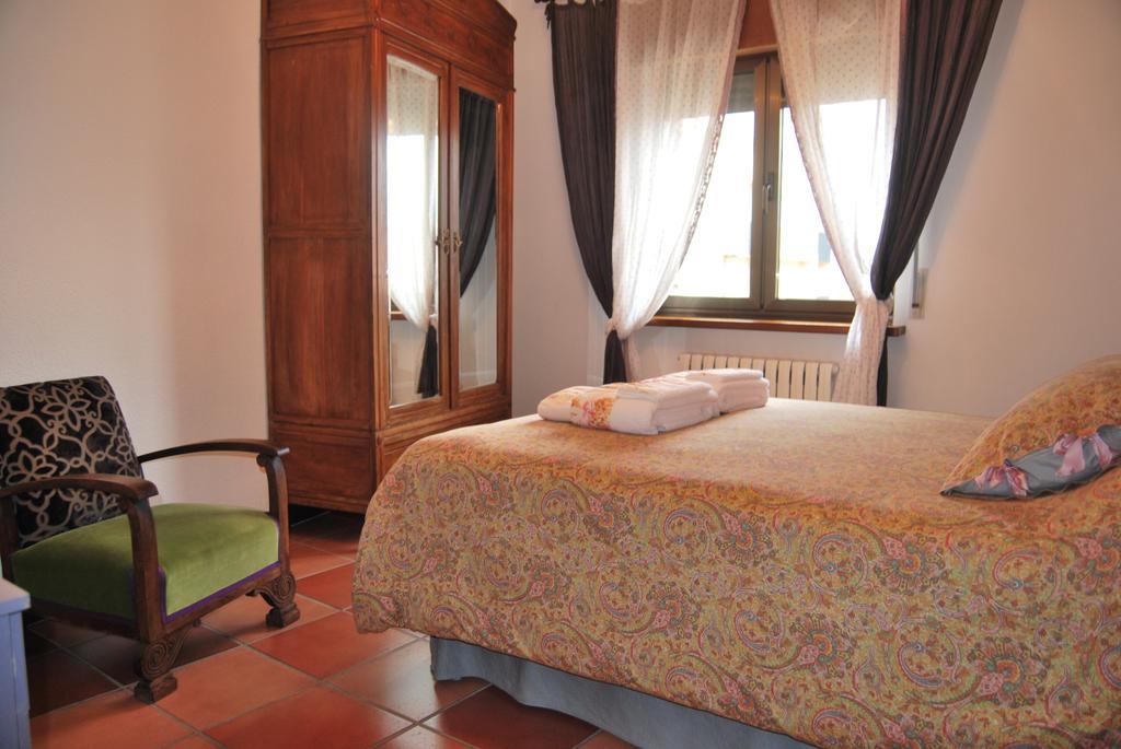 Casa Rural La Cuadraa Linares de Riofrío Exterior foto