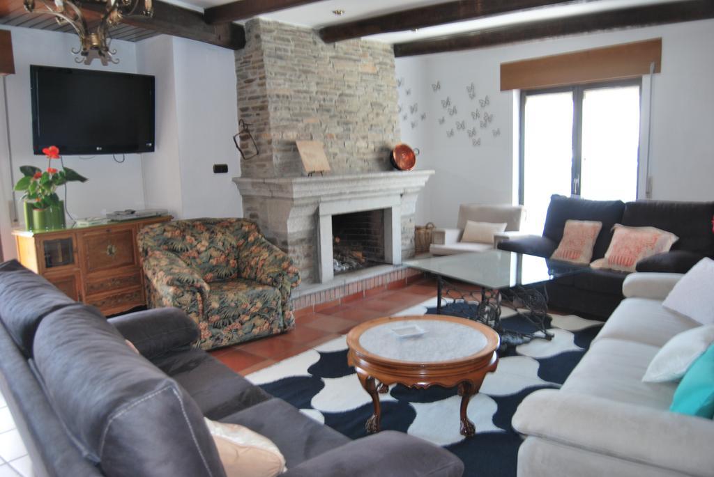 Casa Rural La Cuadraa Linares de Riofrío Exterior foto