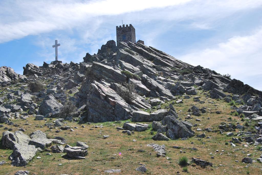 Casa Rural La Cuadraa Linares de Riofrío Exterior foto